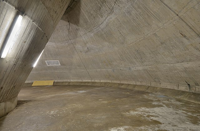640px-Stuttgarter_Fernsehturm_-_Fundament1.jpg
